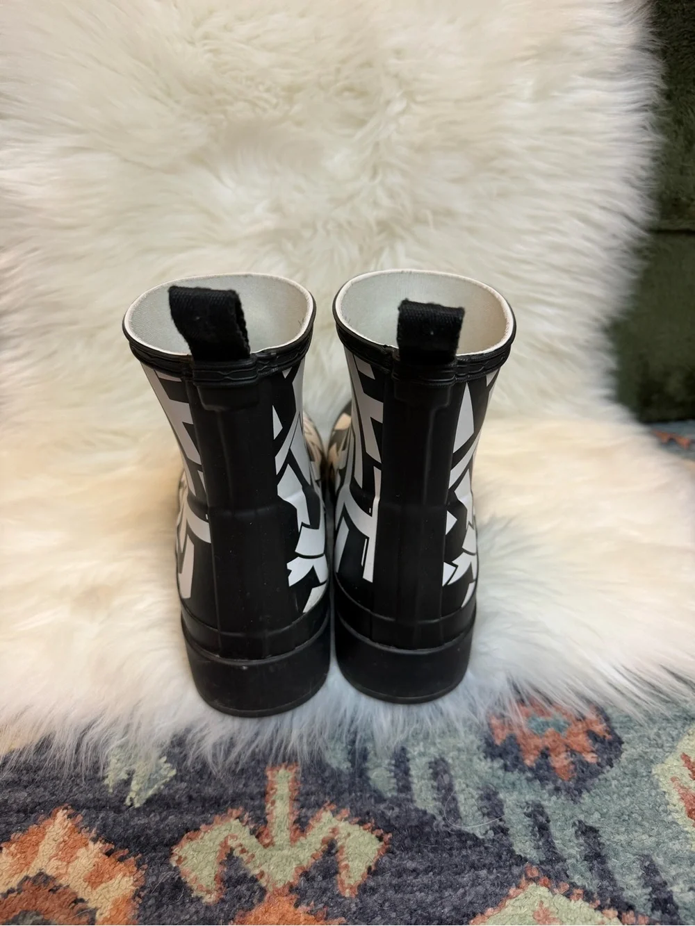 Hunter Play H-Print White Black Short Rubber Boots Womens Size 8